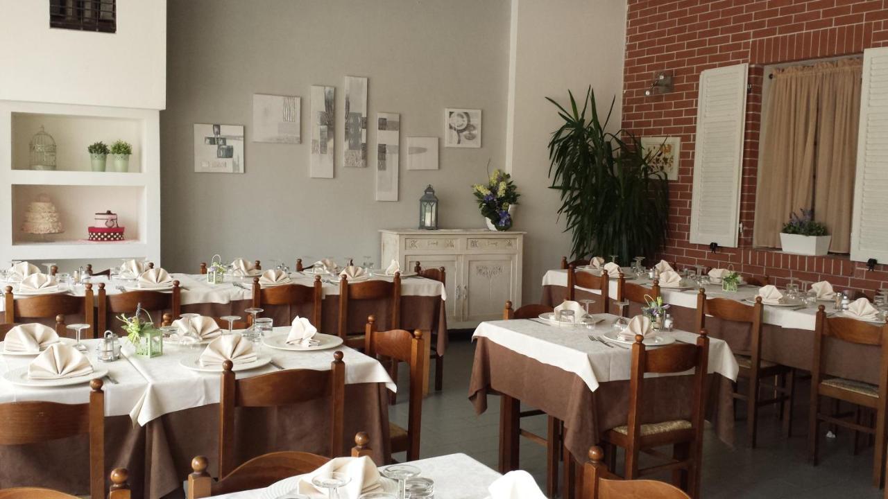 Albergo Ristorante Da Tunon Oviglio Dış mekan fotoğraf